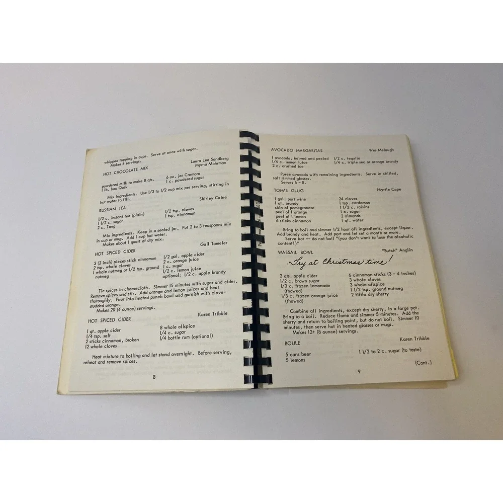 California Cookbook It's A Happy Day First‎ Presbyterian Church Petaluma 1976
